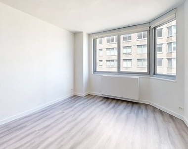 401 East 34th Street, Unit S23j - Photo Thumbnail 1