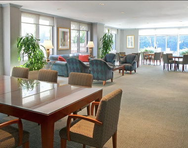 240 East 39th Street, Unit 17f - Photo Thumbnail 6