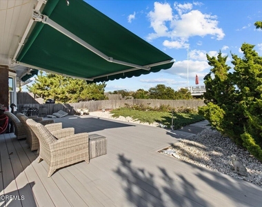 262 Sunset Lane - Photo Thumbnail 2