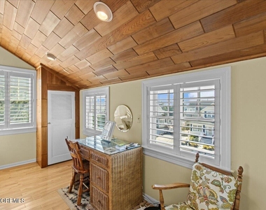 262 Sunset Lane - Photo Thumbnail 21