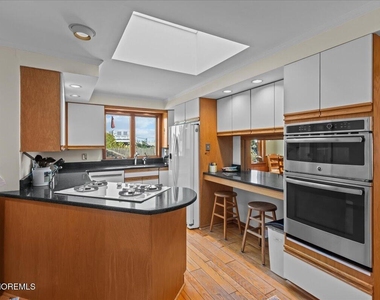 262 Sunset Lane - Photo Thumbnail 10