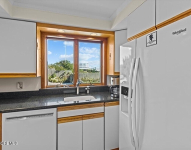 262 Sunset Lane - Photo Thumbnail 11