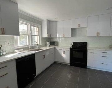 742 Myrtle Avenue - Photo Thumbnail 1
