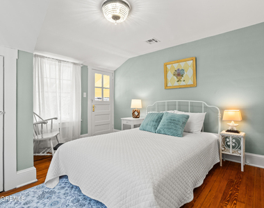 133 Mount Tabor Way - Photo Thumbnail 26