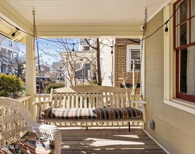 133 Mount Tabor Way - Photo Thumbnail 5