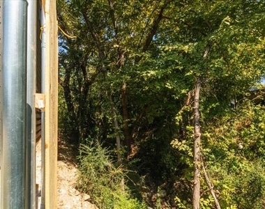 2644 Hutchinson Street - Photo Thumbnail 32