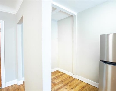 4400 Gaston Avenue - Photo Thumbnail 1
