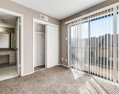 8750 Park Lane - Photo Thumbnail 10