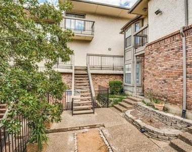 8750 Park Lane - Photo Thumbnail 12