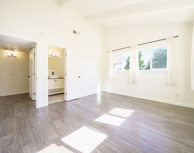 43609 Stanridge Avenue - Photo Thumbnail 13