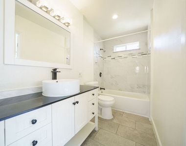 43609 Stanridge Avenue - Photo Thumbnail 10