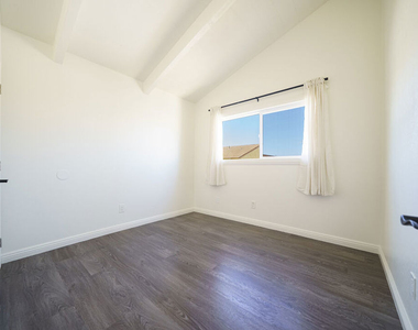 43609 Stanridge Avenue - Photo Thumbnail 5