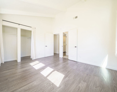 43609 Stanridge Avenue - Photo Thumbnail 14