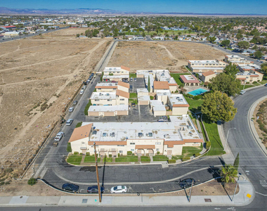 43609 Stanridge Avenue - Photo Thumbnail 18