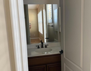 81220 Victoria Lane - Photo Thumbnail 35