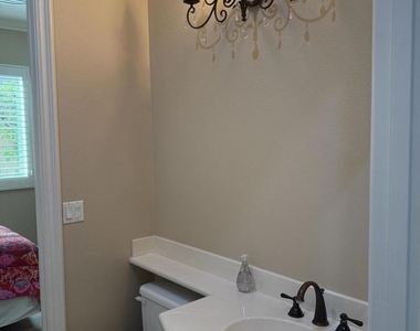 81220 Victoria Lane - Photo Thumbnail 40