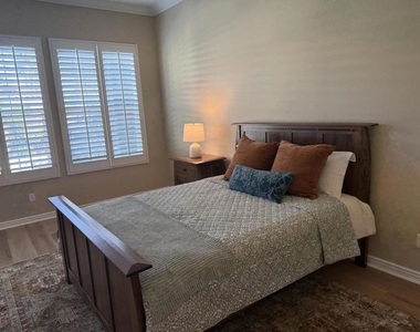 81220 Victoria Lane - Photo Thumbnail 32
