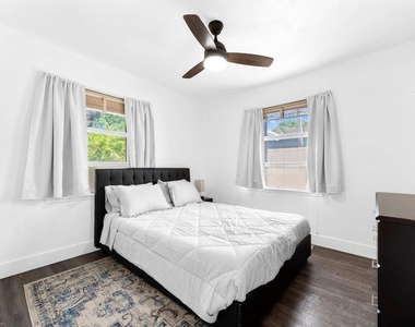 1140 Sw 9th Avenue - Photo Thumbnail 8
