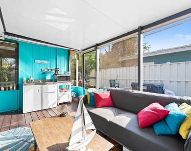 1140 Sw 9th Avenue - Photo Thumbnail 5
