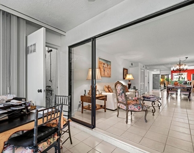 5153 Oak Hill Lane - Photo Thumbnail 16