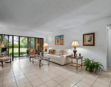 5153 Oak Hill Lane - Photo Thumbnail 10