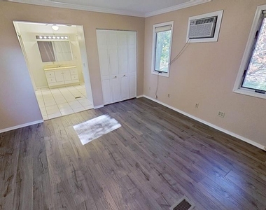 118 Carea Road - Photo Thumbnail 5