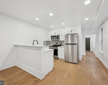 1637 W Girard Avenue - Photo Thumbnail 7