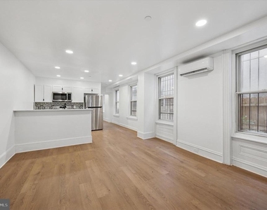 1637 W Girard Avenue - Photo Thumbnail 6