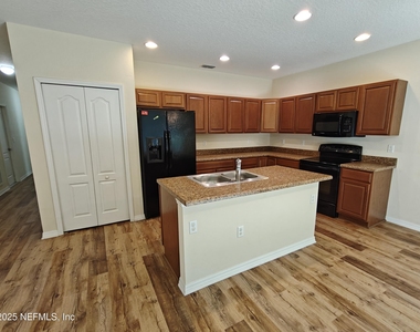 223 Osprey Marsh Lane - Photo Thumbnail 16