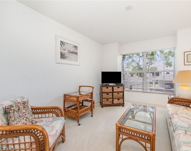 4111 Lake Forest Drive - Photo Thumbnail 9