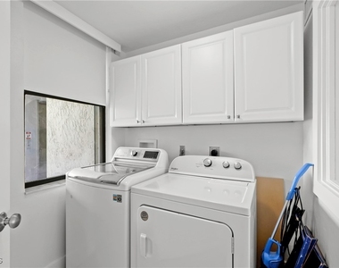 10562 Gulf Shore Drive - Photo Thumbnail 4
