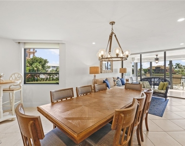 10562 Gulf Shore Drive - Photo Thumbnail 11