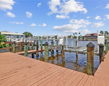 10562 Gulf Shore Drive - Photo Thumbnail 27