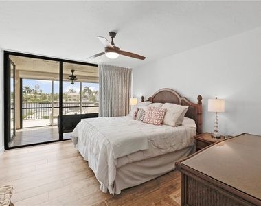 10562 Gulf Shore Drive - Photo Thumbnail 16