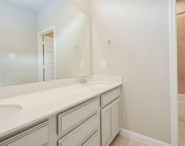 9821 Prairie Garden Lane - Photo Thumbnail 29
