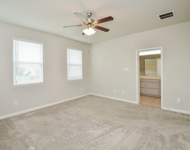 9821 Prairie Garden Lane - Photo Thumbnail 26