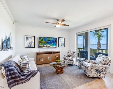 43030 Greenway Boulevard - Photo Thumbnail 4