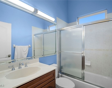 5024 Sw 8th Place - Photo Thumbnail 28