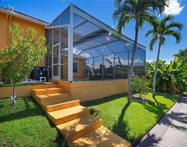 5024 Sw 8th Place - Photo Thumbnail 25