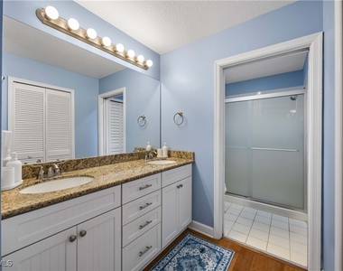 7050 Barrington Circle - Photo Thumbnail 20