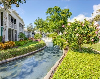 7050 Barrington Circle - Photo Thumbnail 28