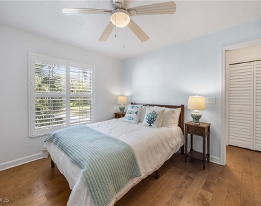 7050 Barrington Circle - Photo Thumbnail 23