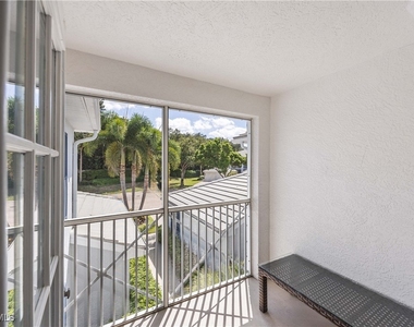 7050 Barrington Circle - Photo Thumbnail 17