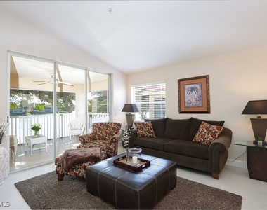 6544 Huntington Lakes Circle - Photo Thumbnail 3