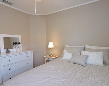 6544 Huntington Lakes Circle - Photo Thumbnail 18