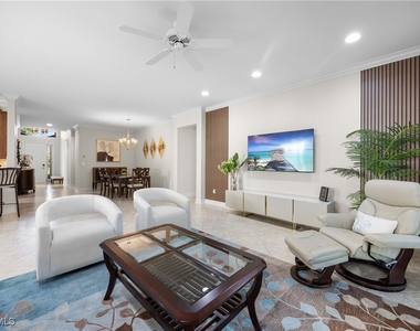 6542 Marbella Drive - Photo Thumbnail 9