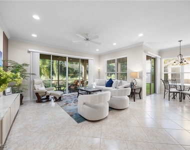 6542 Marbella Drive - Photo Thumbnail 7