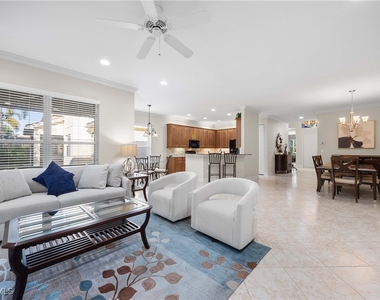 6542 Marbella Drive - Photo Thumbnail 10