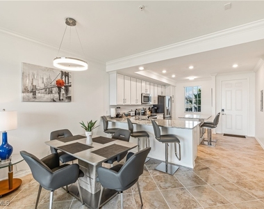 43020 Greenway Boulevard - Photo Thumbnail 3
