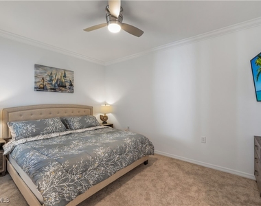 43020 Greenway Boulevard - Photo Thumbnail 7
